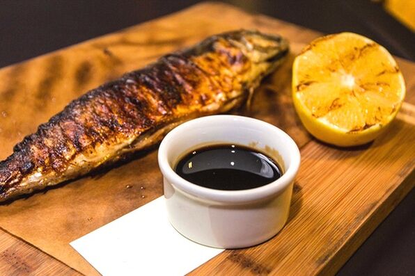 O peixe ao forno con salsa de xenxibre saciará a fame e aumentará a potencia masculina