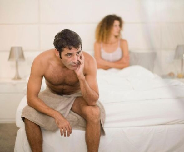 Un home ten problemas de potencia